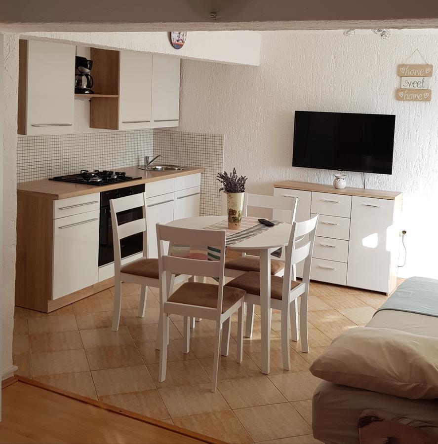 Apartments Barbara เซนญ์ ภายนอก รูปภาพ